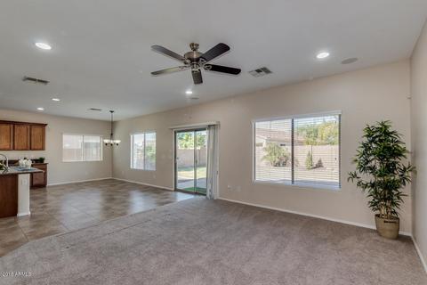 2982 E Ironside Ln, Gilbert, AZ 85298 photo 3