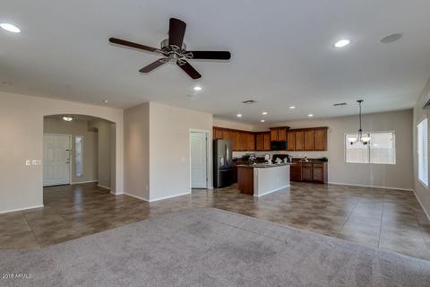 2982 E Ironside Ln, Gilbert, AZ 85298 photo 4