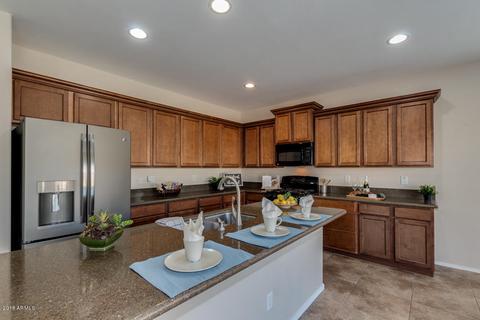 2982 E Ironside Ln, Gilbert, AZ 85298 photo 5