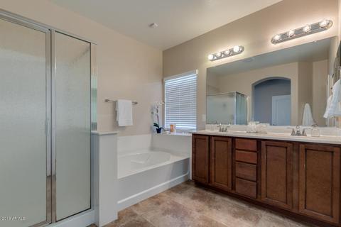 2982 E Ironside Ln, Gilbert, AZ 85298 photo 9