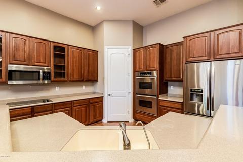 2912 E Desert Ln, Phoenix, AZ 85042 photo 16