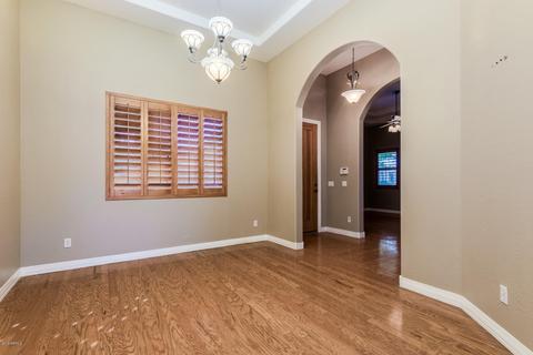 2912 E Desert Ln, Phoenix, AZ 85042 photo 5