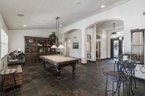 4019 E Robin Ln, Phoenix, AZ 85050 photo 4