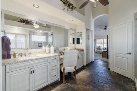 4019 E Robin Ln, Phoenix, AZ 85050 photo 15