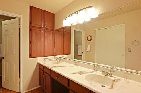 4545 E Rosemonte Dr, Phoenix, AZ 85050 photo 13