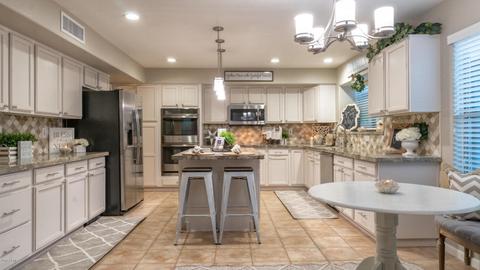 229 E Chelsea Ln, Gilbert, AZ 85296 photo 1