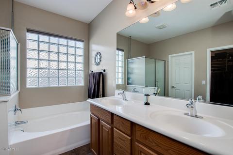2210 E Iris Dr, Chandler, AZ 85286 photo 28