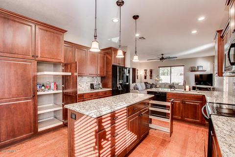 2210 E Iris Dr, Chandler, AZ 85286 photo 18
