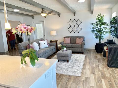 636 E Piping Rock Rd, Phoenix, AZ 85022 photo 3