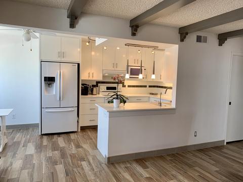 636 E Piping Rock Rd, Phoenix, AZ 85022 photo 9