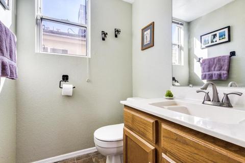 3043 E Taro Ln, Phoenix, AZ 85050 photo 11