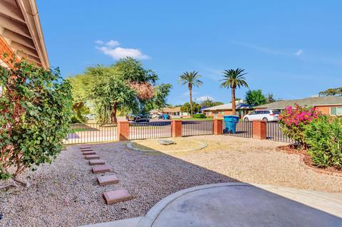 2345 E Heatherbrae Dr, Phoenix, AZ 85016 photo 3