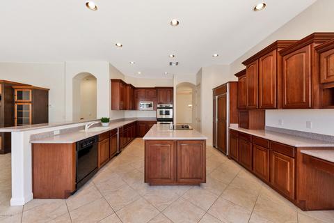 3909 E Fairfield Cir, Mesa, AZ 85205 photo 10