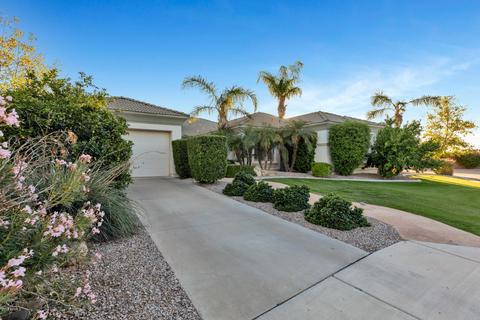 3909 E Fairfield Cir, Mesa, AZ 85205 photo 2