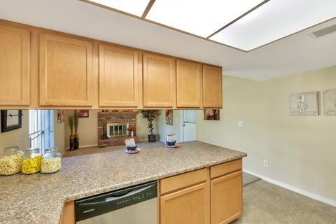 2131 E Beck Ln, Phoenix, AZ 85022 photo 6