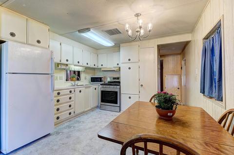 310 S Winterhaven --, Mesa, AZ 85204 photo 4