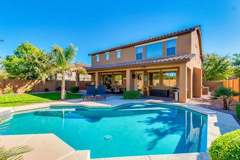 2492 E Hampton Ln, Gilbert, AZ 85295 photo 4