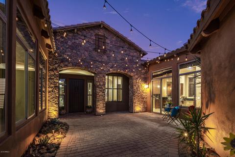 3610 E Donald Dr, Phoenix, AZ 85050 photo 4
