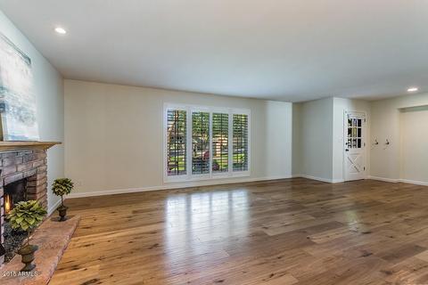 917 W Wagon Wheel Dr, Phoenix, AZ 85021 photo 2