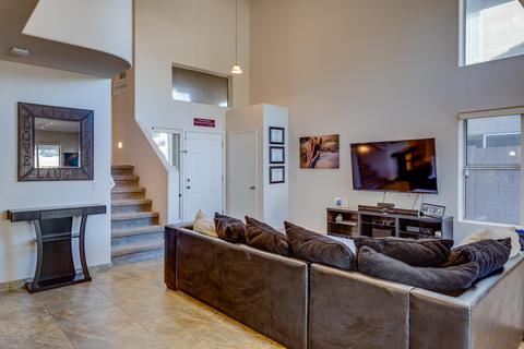 4026 E Anderson Dr, Phoenix, AZ 85032 photo 4