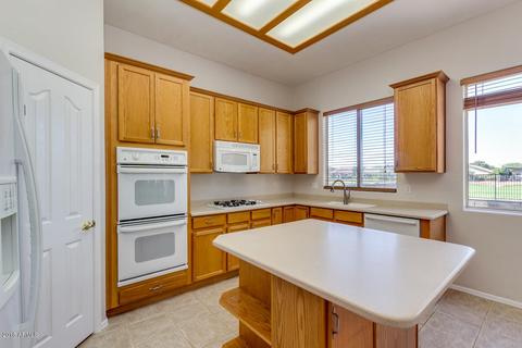 994 S Parkcrest St, Gilbert, AZ 85296 photo 5