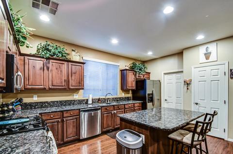 4349 E Vaughn Ave, Gilbert, AZ 85234 photo 9