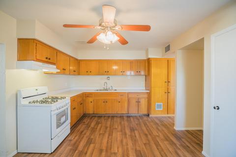 7932 W Mitchell Dr, Phoenix, AZ 85033 photo 2