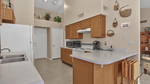 2761 E Rockledge Rd, Phoenix, AZ 85048 photo 9