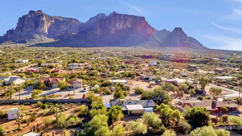 2874 N Sixshooter Rd, Apache Junction, AZ 85119 photo 2