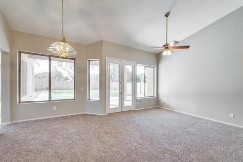 4635 E Via Montoya Dr, Phoenix, AZ 85050 photo 6