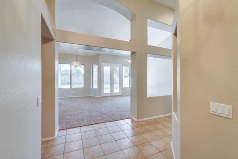 4635 E Via Montoya Dr, Phoenix, AZ 85050 photo 5