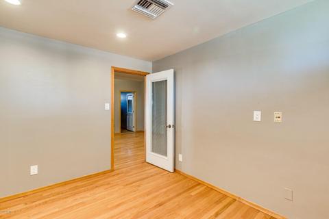 51 E Monterey Way, Phoenix, AZ 85012 photo 9