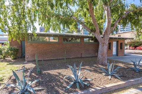 51 E Monterey Way, Phoenix, AZ 85012 photo 1
