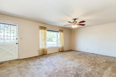 11621 S Half Moon Dr, Phoenix, AZ 85044 photo 2