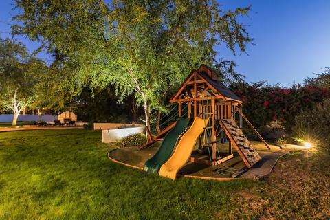 5337 E Arcadia Ln, Phoenix, AZ 85018 photo 9