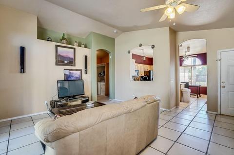 1712 E Aspen Way, Gilbert, AZ 85234 photo 5