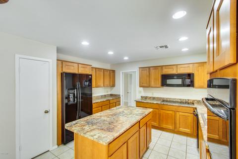 2219 E Christy Dr, Phoenix, AZ 85028 photo 14