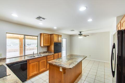 2219 E Christy Dr, Phoenix, AZ 85028 photo 12