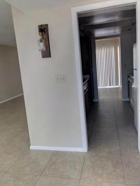 1014 E Villa Rita Dr, Phoenix, AZ 85022 photo 2