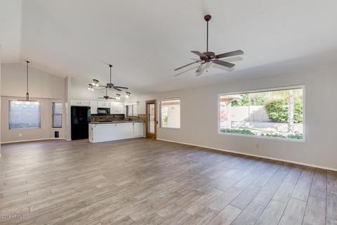 5552 Evergreen St, Mesa, AZ 85205 photo 4