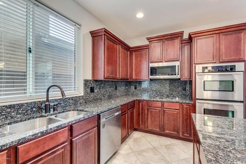 3442 E Amber Ln, Gilbert, AZ 85296 photo 4