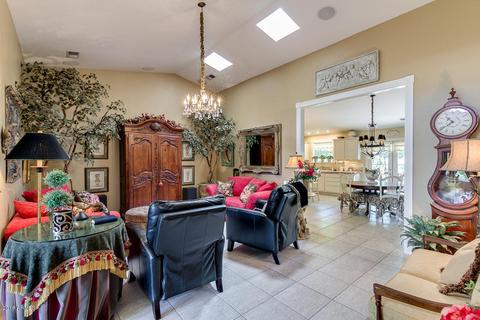 737 E Myrtle Ave, Phoenix, AZ 85020 photo 5