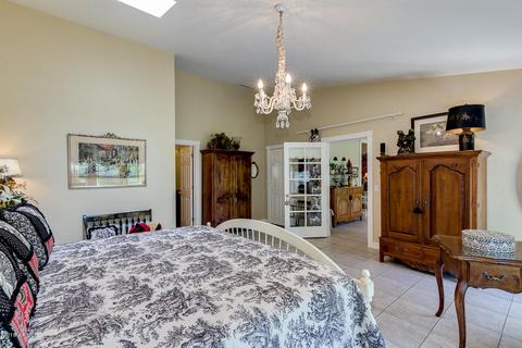 737 E Myrtle Ave, Phoenix, AZ 85020 photo 10