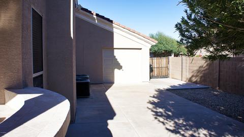675 W Johnson Dr, Gilbert, AZ 85233 photo 3