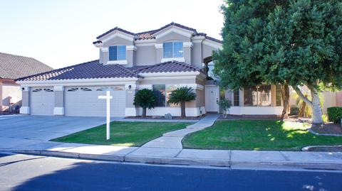 675 W Johnson Dr, Gilbert, AZ 85233 photo 1