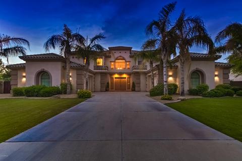 2732 S Balboa Dr, Gilbert, AZ 85295 photo 97
