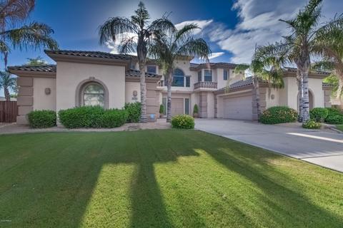 2732 S Balboa Dr, Gilbert, AZ 85295 photo 6