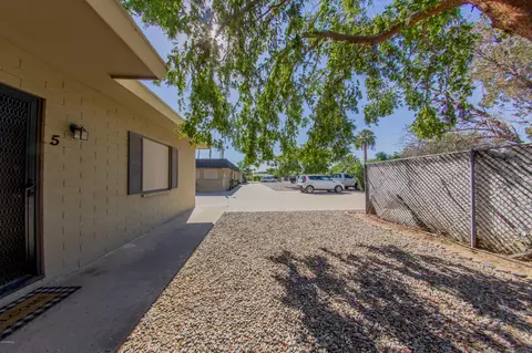 920 E Montebello Ave, Phoenix, AZ 85014 photo 8
