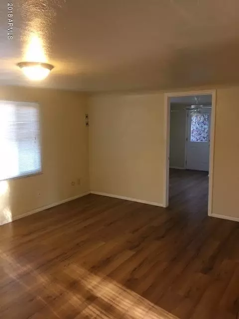 920 E Montebello Ave, Phoenix, AZ 85014 photo 5