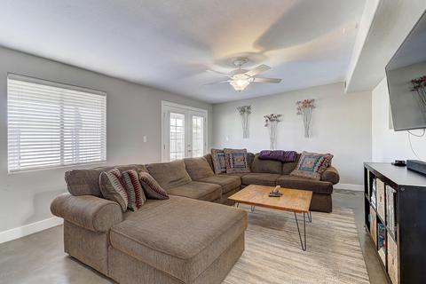 3450 E Paradise Dr, Phoenix, AZ 85028 photo 15
